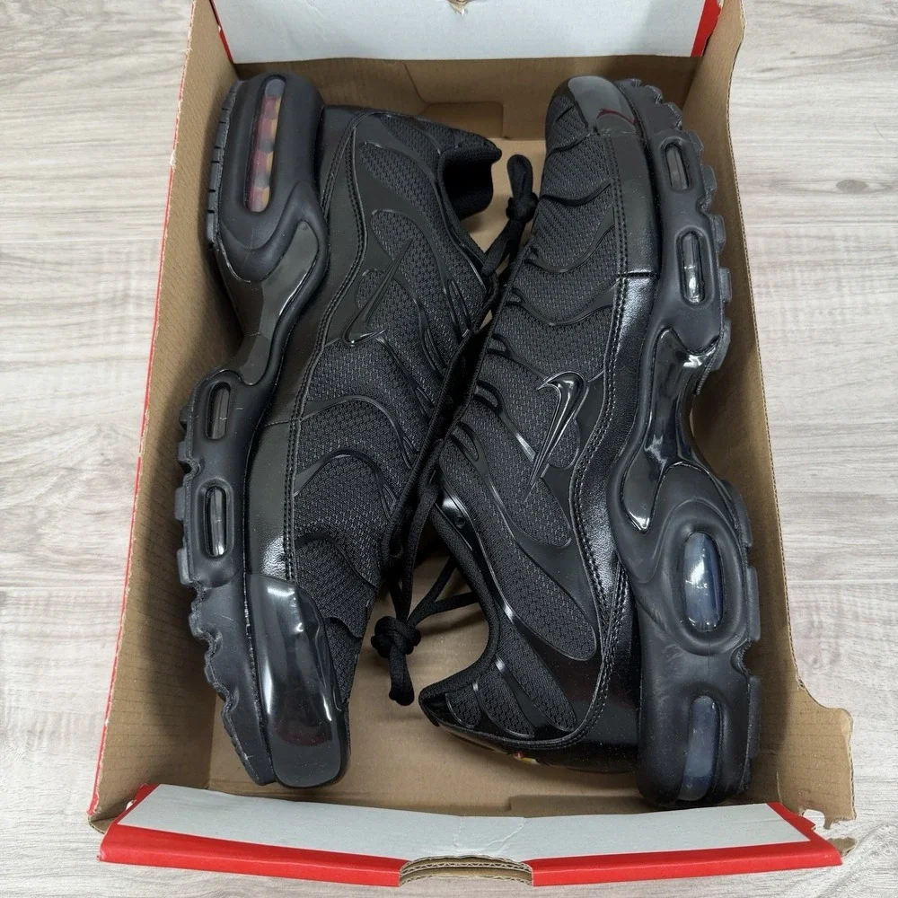 Nike Air Max Plus TN Tuned Triple Black Blackout All 604133-050 sz 13 Men's